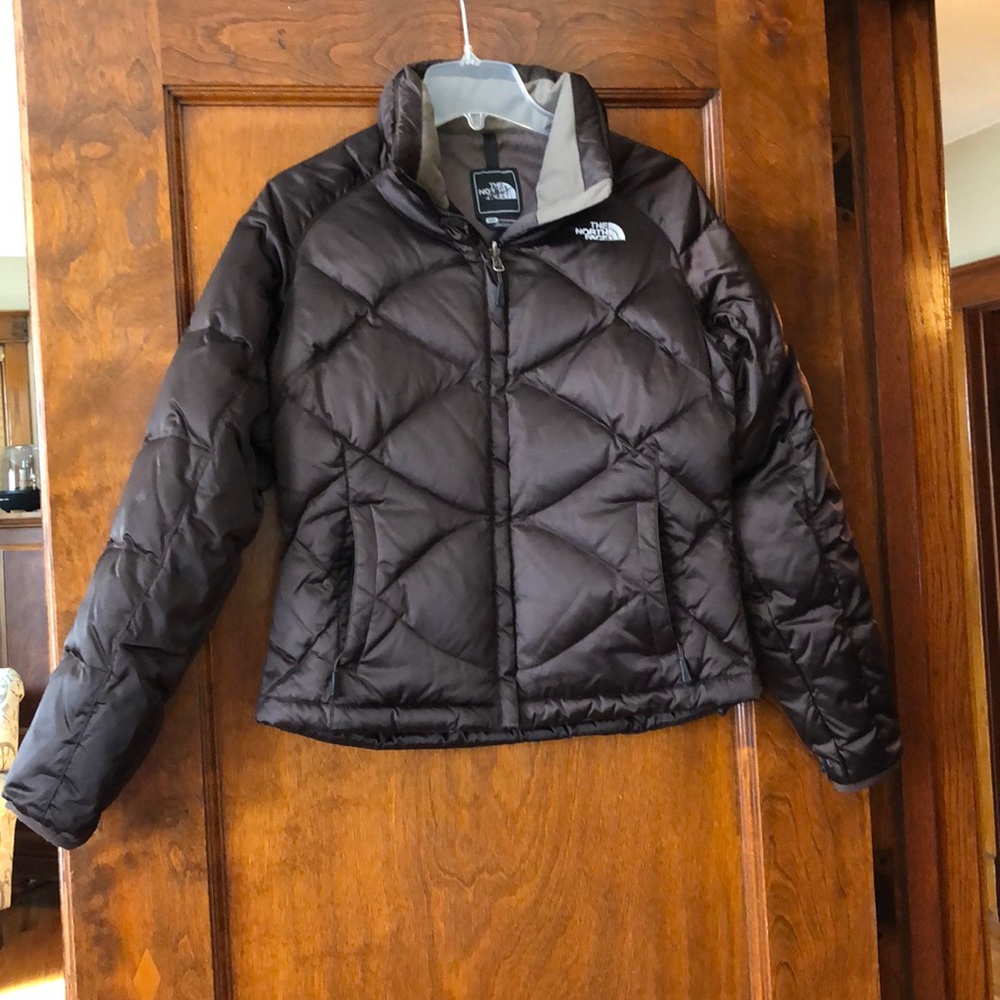 North Face like new brown puffer, size S